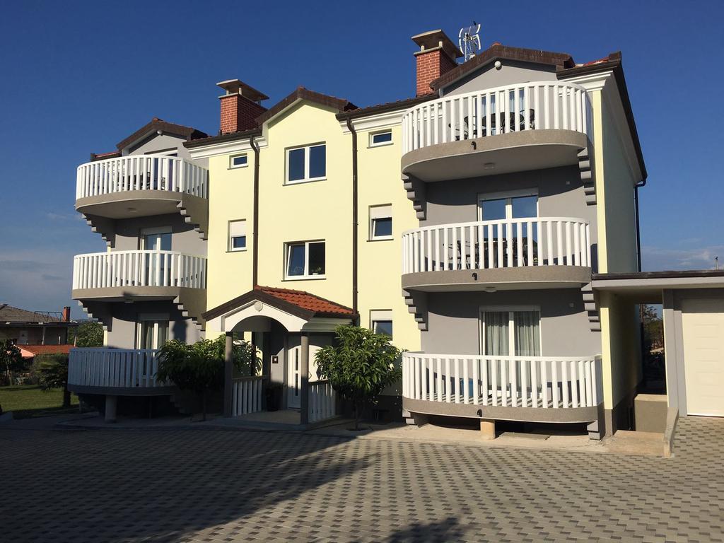 Apartments Barbic Умаг Екстер'єр фото