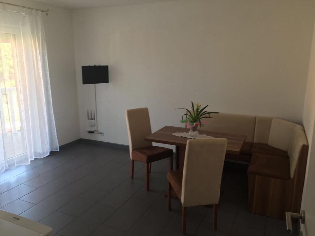 Apartments Barbic Умаг Екстер'єр фото